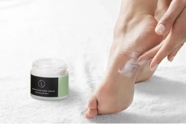 Eucalyptus Shea Butter Foot Cream - Image 3