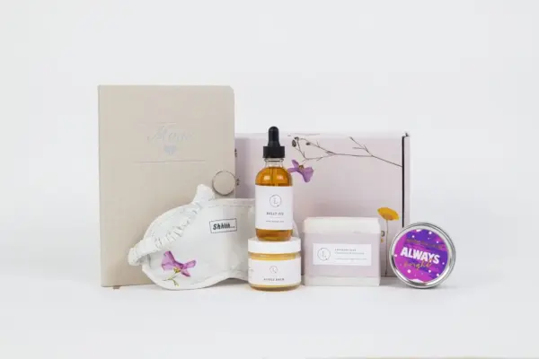 Pregnancy Gift Box, New Mom, Mom to be Gift Set - Image 12