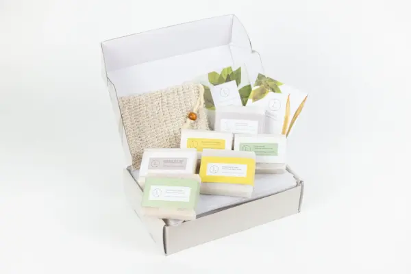 Set of 6 Handmade cold process ,Natural Soap Bars in gift Set box
