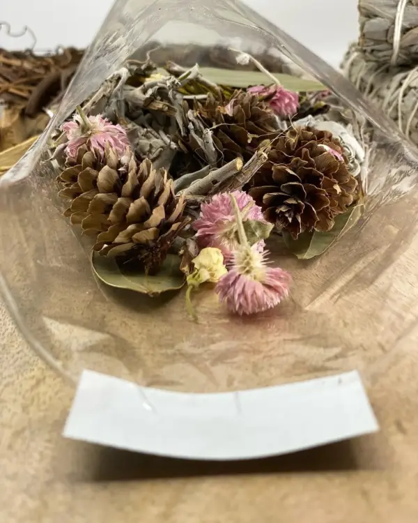 Wanderlust, Wildflower & Sage, Naturally Scented, Loose Dried Flowers, Flower Confetti, Potpourri, 2 oz - Image 5