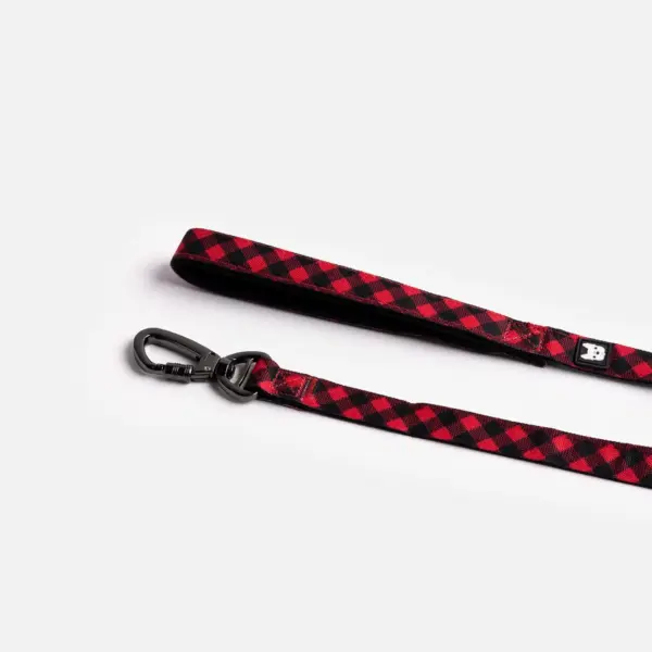 Red Plaid Poplin Dog Leash Stylish, Durable & Secure - Image 4