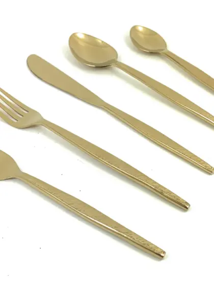 Vibhsa 20 Piece Gold Flatware Set, Service for 4-Hammered