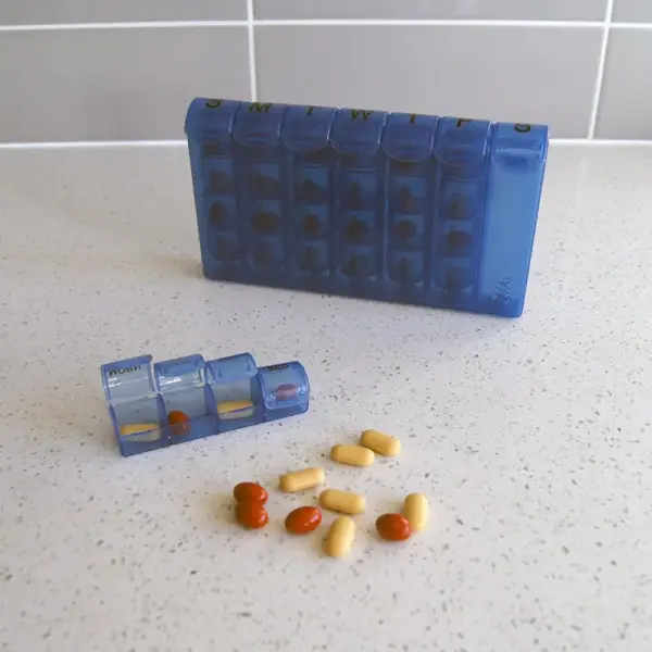Lifemax Weekly Four Dose Pill Organiser - Image 2
