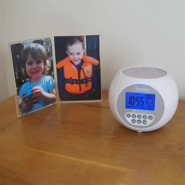 Lifemax Star Projection Sound Machine Clock - Silver - Image 3