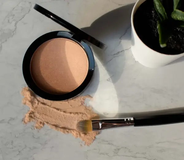 Luminizing Face, Eye, Body Powder - Glowy LMZ01 | Paraben Free, Vegan - Image 3