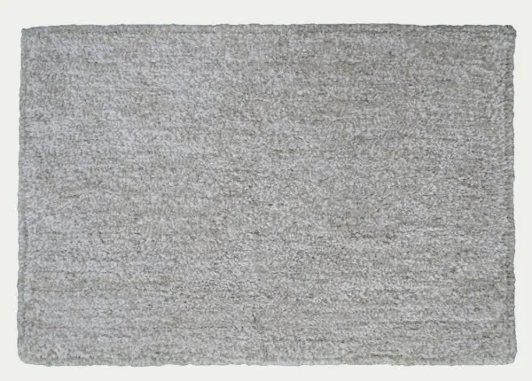 CHICOS HOME Ivory & White Color Plain Bath Rug 20" x 32"