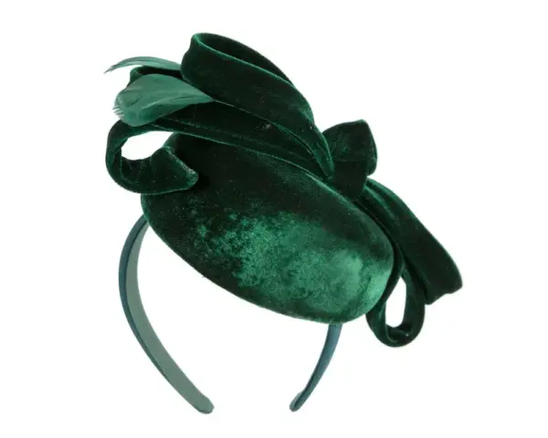 Green velvet pillbox winter fascinator - Image 6