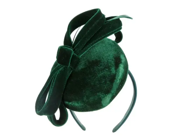 Green velvet pillbox winter fascinator - Image 2