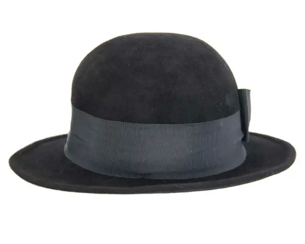 Exclusive black rabbit fur hat - Image 6