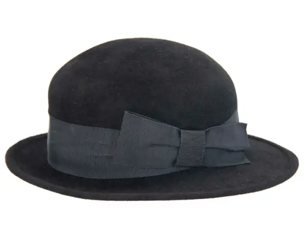 Exclusive black rabbit fur hat - Image 4