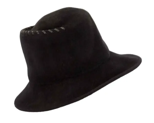 Exclusive black bucket hat with leather trim - Image 2