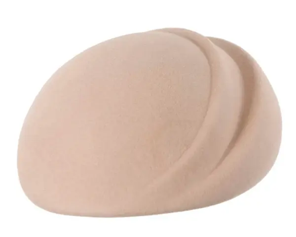 Beige winter felt beret by Max Alexander - Image 4