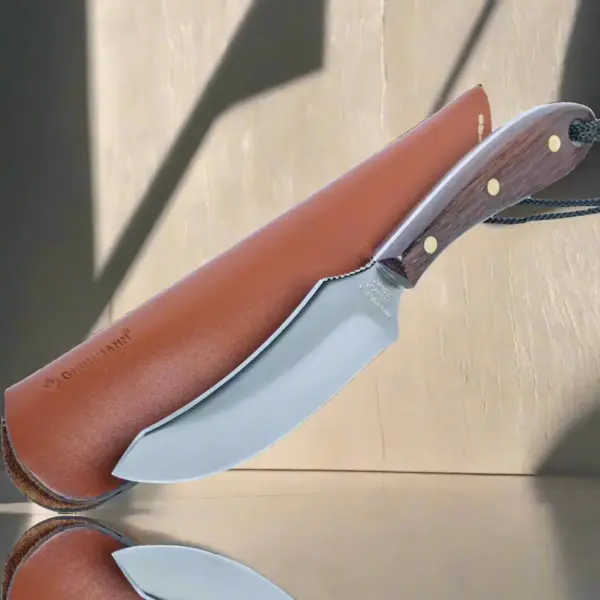 Large Skinner-1977 Design Award, with Leather Sheath | R100S - Image 5