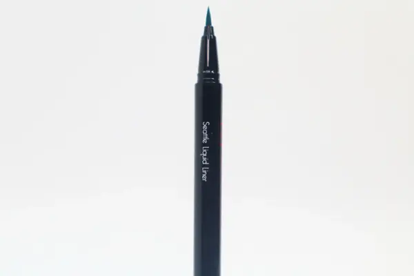 Pike Place Liquid Liner