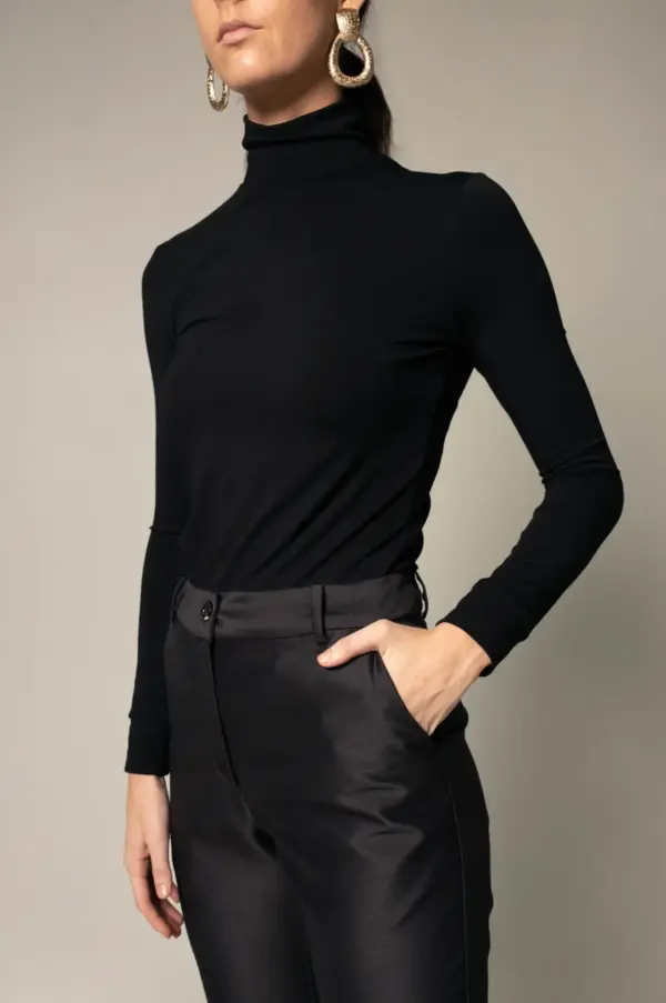 Elegant Skinny Pants in Black Womens Slim-Fit Trousers - Image 2