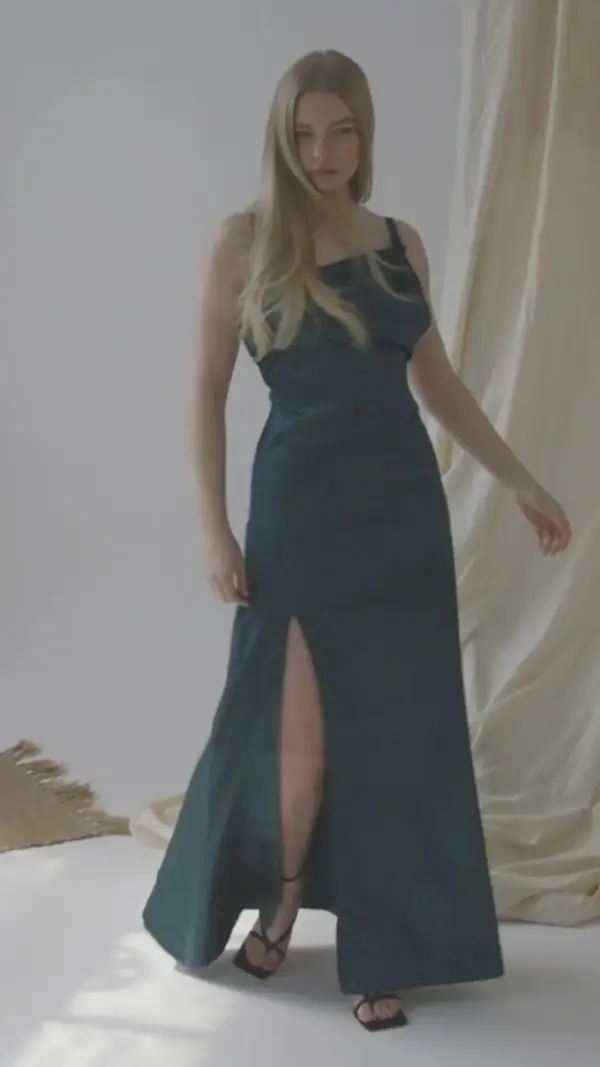 Backless Maxi Dress - Image 17