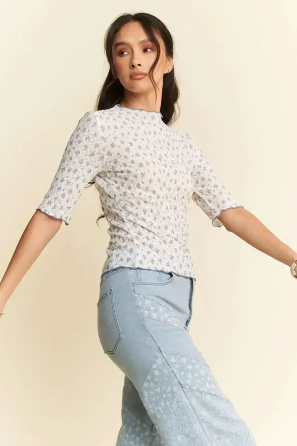 Davi & Dani Lace Stretch Floral Marrow Edge Half Sleeve Top - Image 4