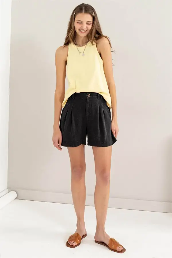 HYFVE High Waist Pleated Linen Shorts - Image 4