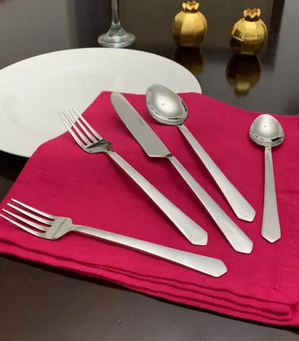 Flatware set of 20 Pieces in Silver Stainless Steel - Image 2