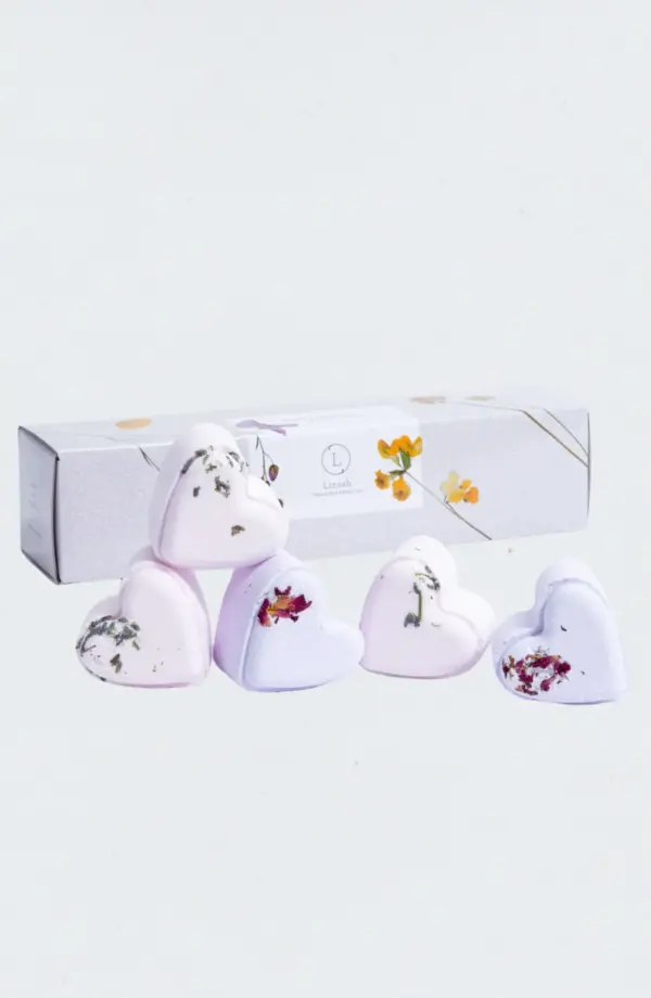 Set of 5 Heart Shaped Shower Steamers Package - in a Gift Box - Can be personalized - Image 2