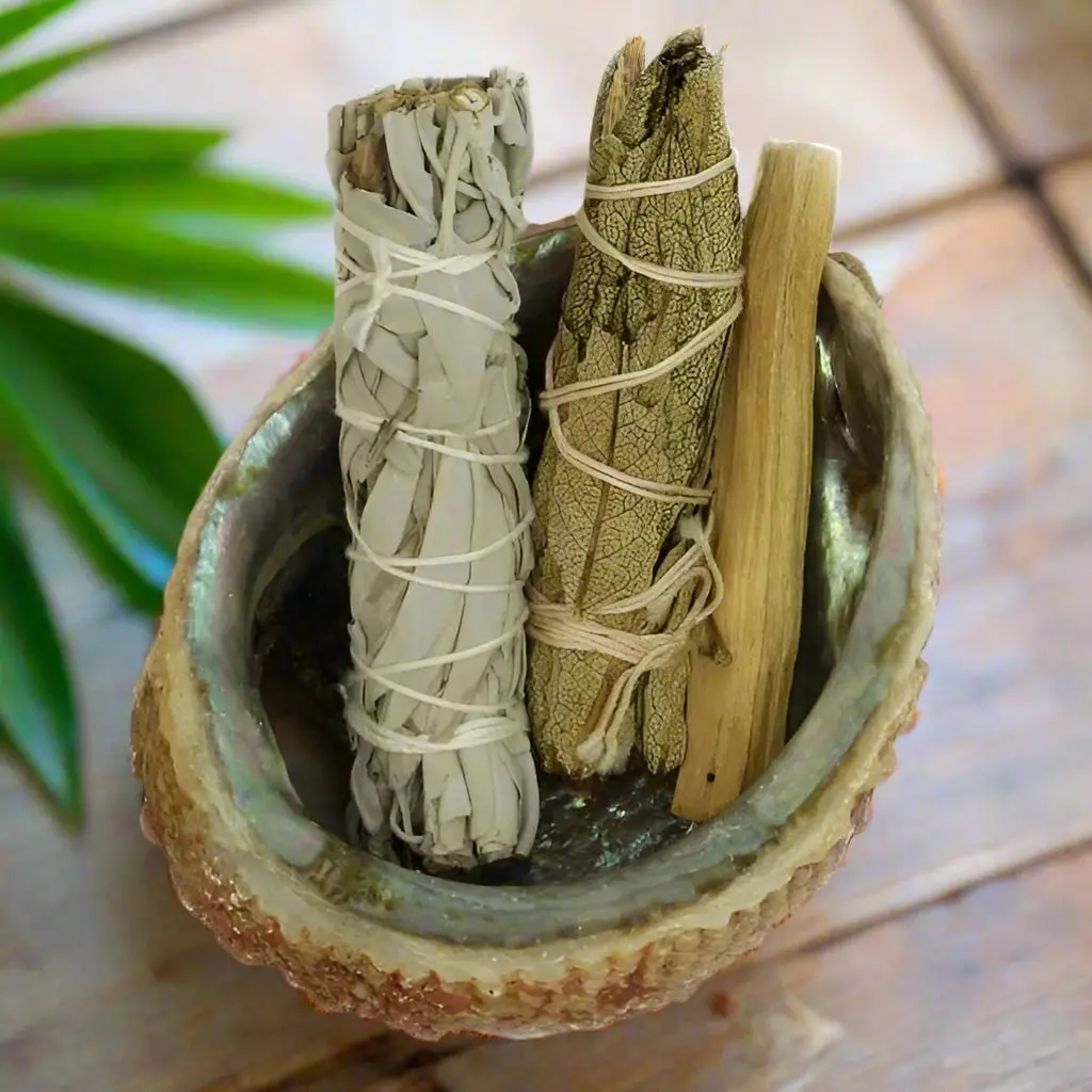 Smudging Gift Set White Sage, Palo Santo & Yerba Santa for Energy Cleansing