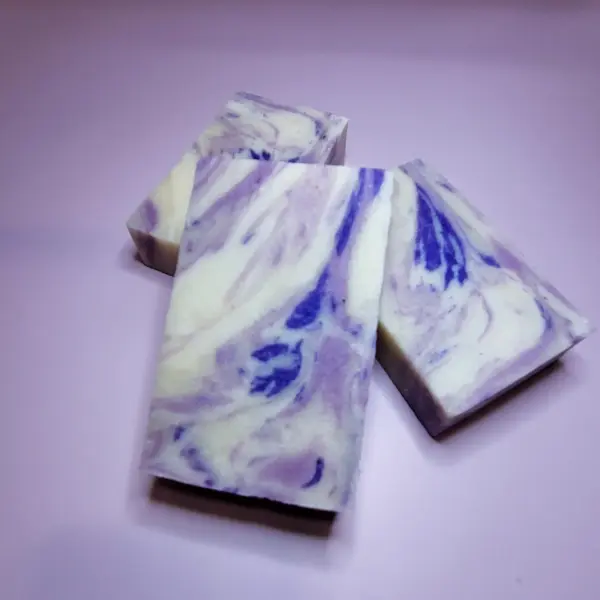Standard Soap - Lavender Love (Goatmilk) - Image 7
